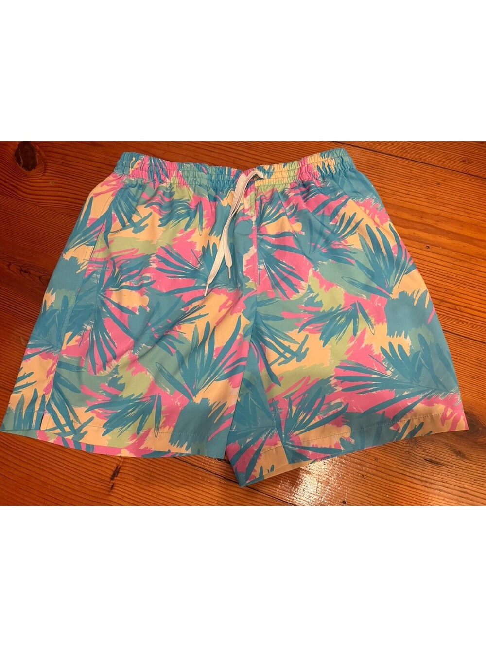 Chubbies Bathing Suit Trunks - Men’s XL - Neon Floral